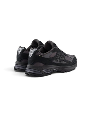 U20105IS Uni ABZORB 2010 Sneakers in suede e cordura U20105IS Uni New Balance 