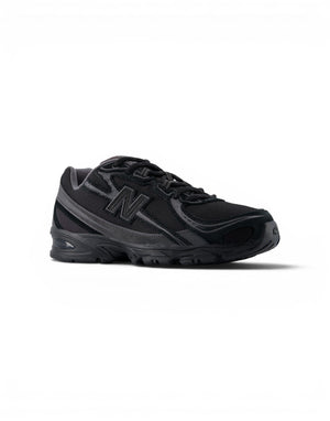 U7408XH Uni  U7408XH Uni New Balance 