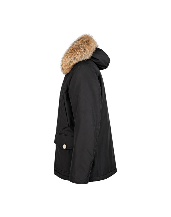CFWOOU0484MBUT0001 BLK Arctic Anorak in Ramar Cloth con pelliccia removibile CFWOOU0484MBUT0001 BLK Woolrich 