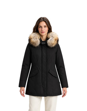CFWWOU0538FBUT0001 BLK Arctic Raccoon Parka CFWWOU0538FBUT0001 BLK Woolrich 