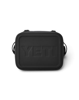 70000002200 CHARCOAL Hopper Flip® 12 70000002200 CHARCOAL YETI 