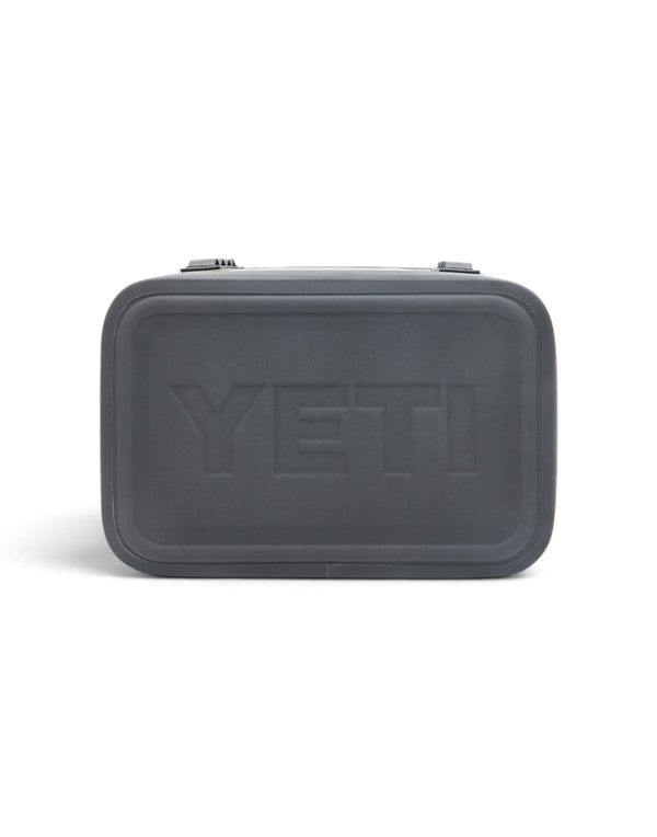 70000002202 CHARCOAL Hopper Flip® 18 70000002202 CHARCOAL YETI 