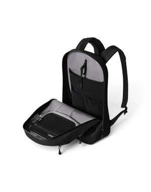 70000004639 BLACK Cayo™ 15 L 70000004639 BLACK YETI 