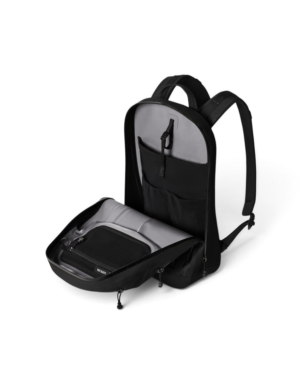 70000004639 BLACK Cayo™ 15 L 70000004639 BLACK YETI 