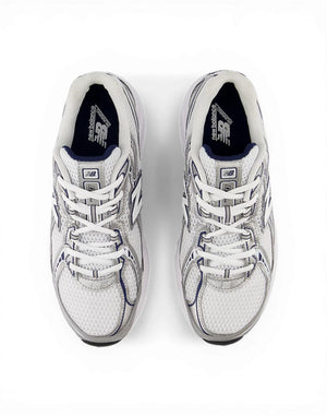 U740WN2 UNI U740WN2 U740WN2 UNI New Balance 
