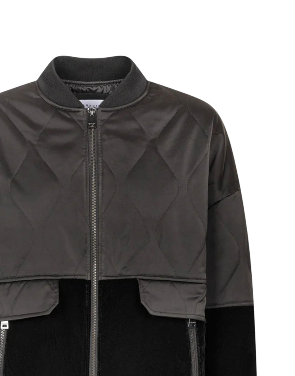 F015A0-A037751 33 Bomber F015A0-A037751 33 Caractere 