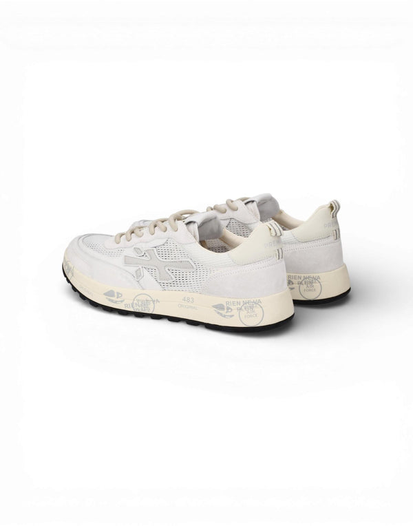 NOUS VAR 8106 8106 Nous 8106 NOUS VAR 8106 8106 Premiata 