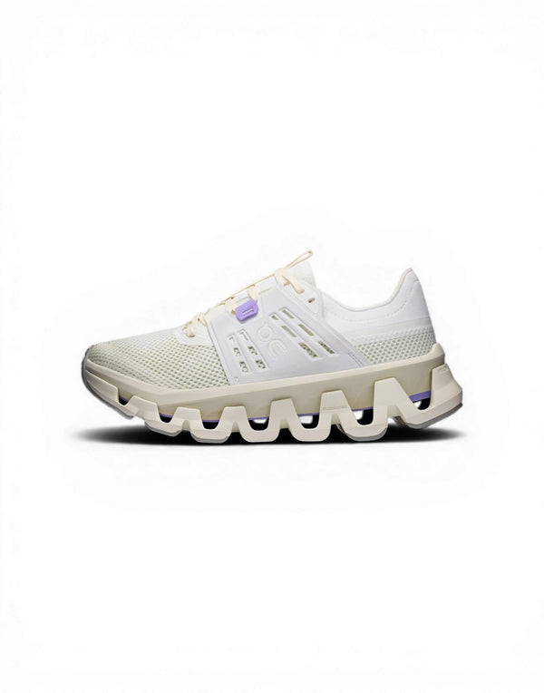 3WG1039 3588 Cloudswift AMP 3WG1039 3588 On Running 